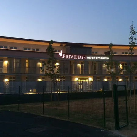 Ξενοδοχείο με διαμερίσματα Privilege